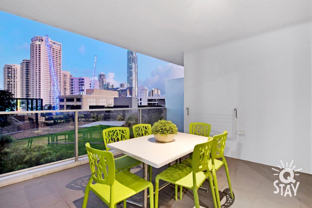 Kids Stay Free In Hinterland View 1 Bedroom Spa Apartment At Circle On Cavill - Q Stay Gold Coast Exterior photo