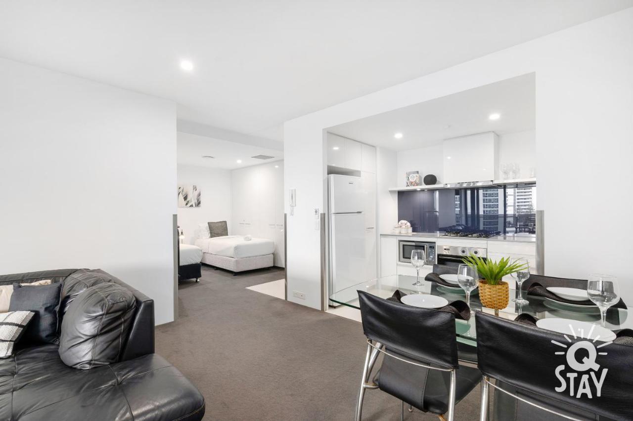 Kids Stay Free In Hinterland View 1 Bedroom Spa Apartment At Circle On Cavill - Q Stay Gold Coast Exterior photo