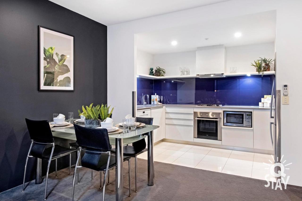 Kids Stay Free In Hinterland View 1 Bedroom Spa Apartment At Circle On Cavill - Q Stay Gold Coast Exterior photo
