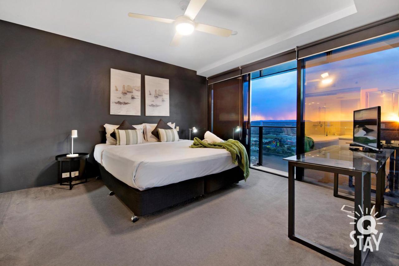 Kids Stay Free In Hinterland View 1 Bedroom Spa Apartment At Circle On Cavill - Q Stay Gold Coast Exterior photo