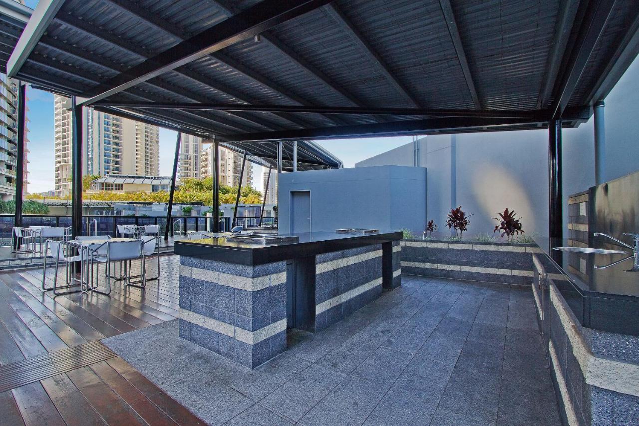 Kids Stay Free In Hinterland View 1 Bedroom Spa Apartment At Circle On Cavill - Q Stay Gold Coast Exterior photo
